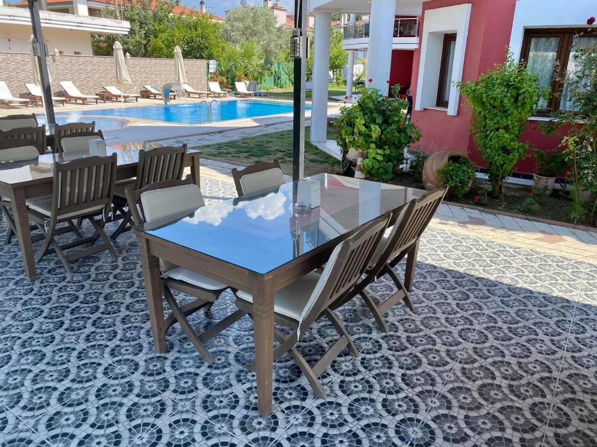 Cilek Butik Hotel Кешме Экстерьер фото