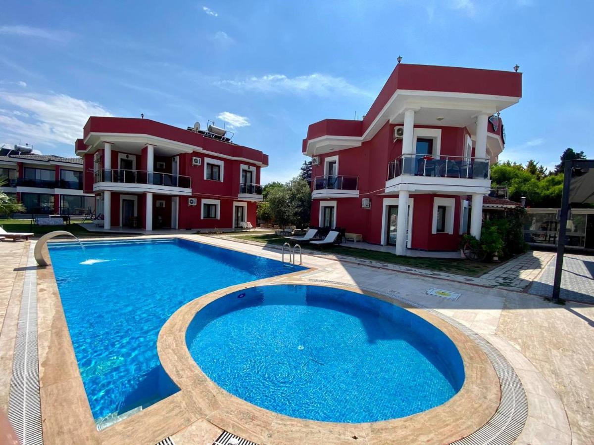 Cilek Butik Hotel Кешме Экстерьер фото