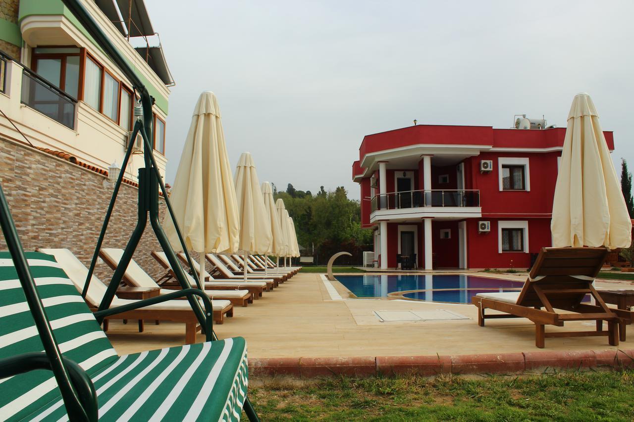 Cilek Butik Hotel Кешме Экстерьер фото