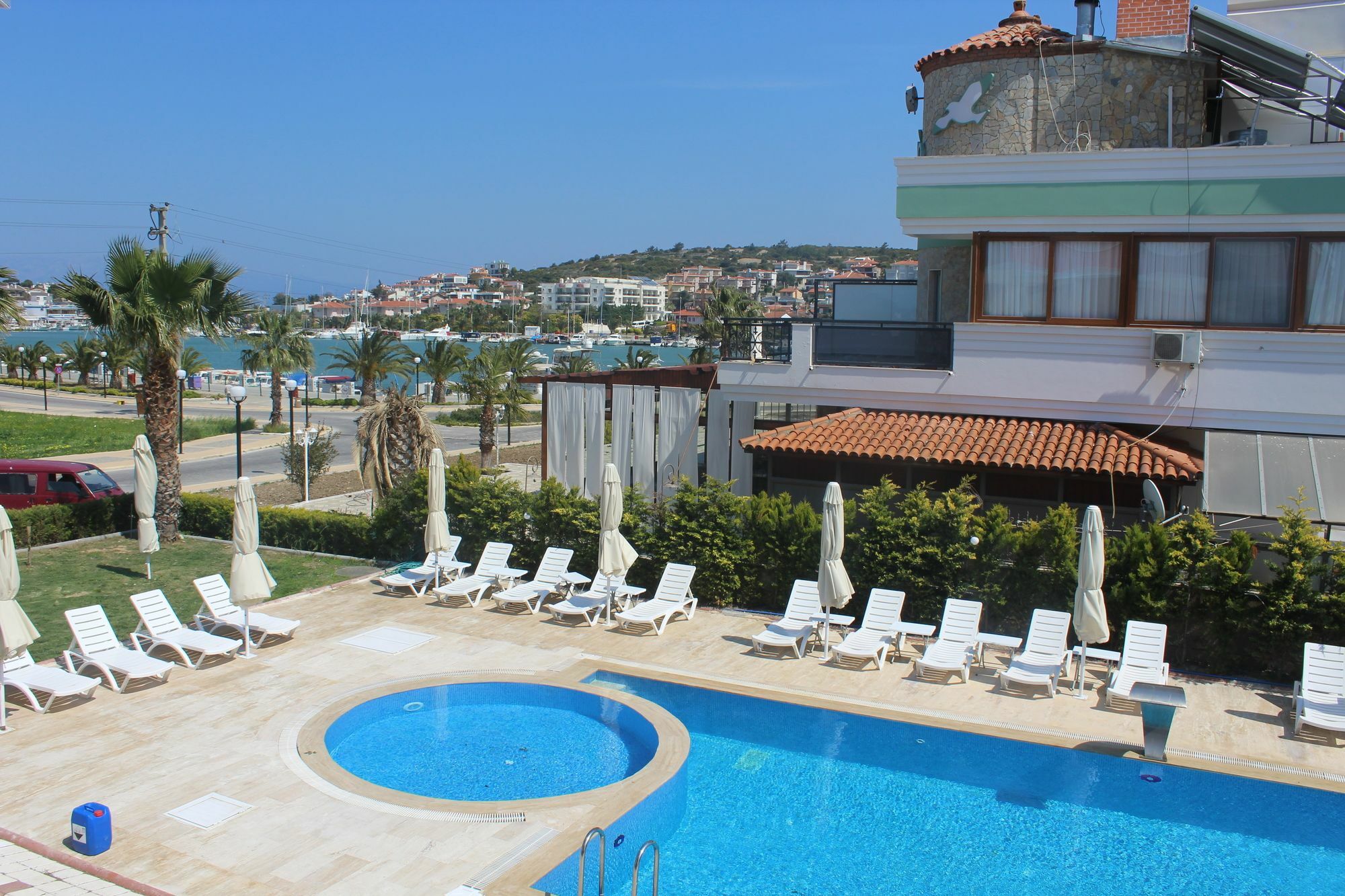 Cilek Butik Hotel Кешме Экстерьер фото
