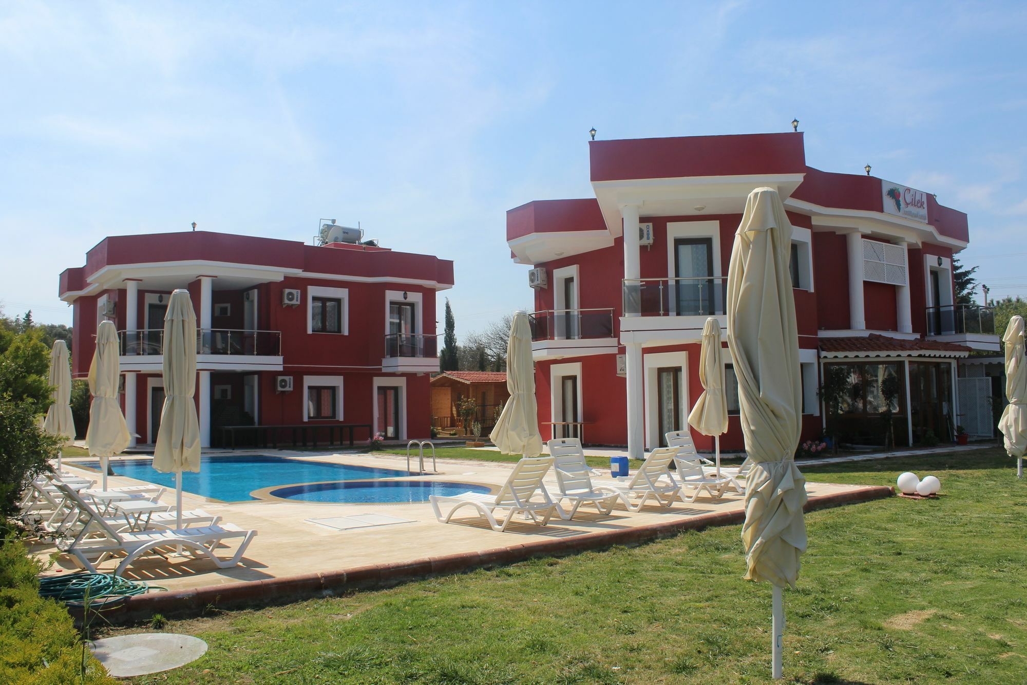 Cilek Butik Hotel Кешме Экстерьер фото