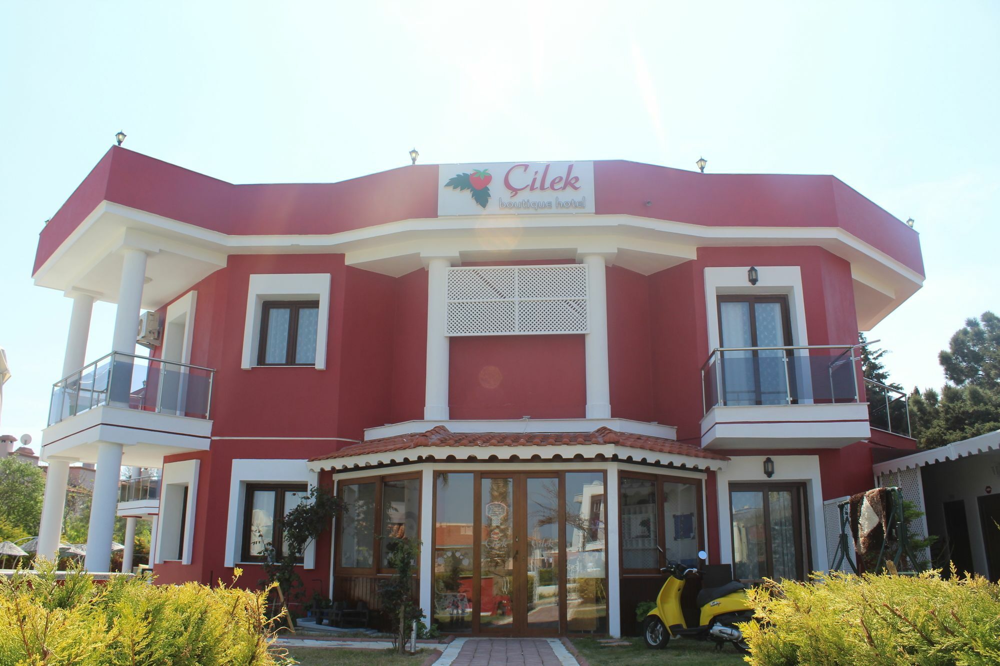 Cilek Butik Hotel Кешме Экстерьер фото